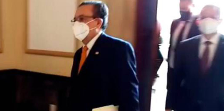 se-encuentra-reunido